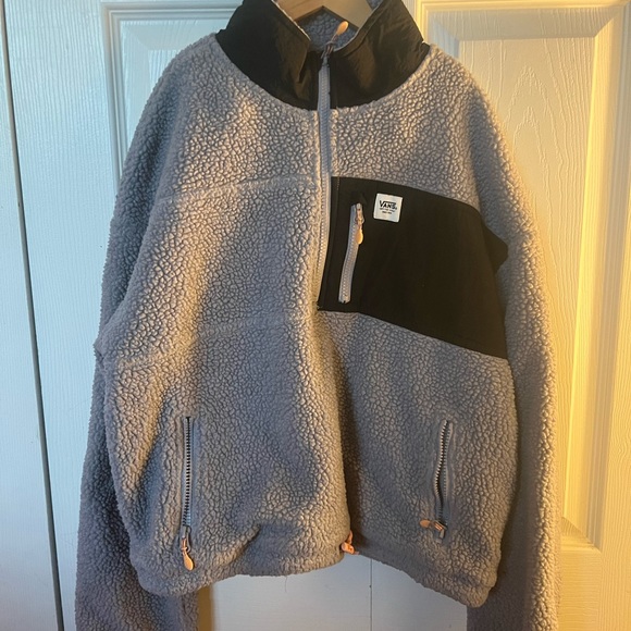 S Levis Cardigan - Picture 2 of 3